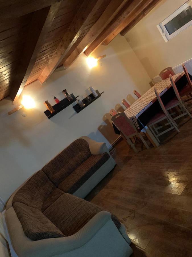 Cabana Vladimir Cucuceni Luaran gambar